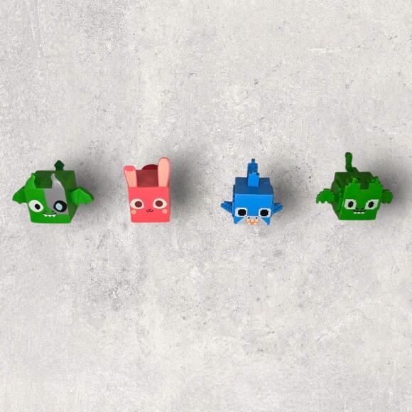 Roblox Pet Simulator Plushes / mini figures / eggs LOT - Picture 2 of 3